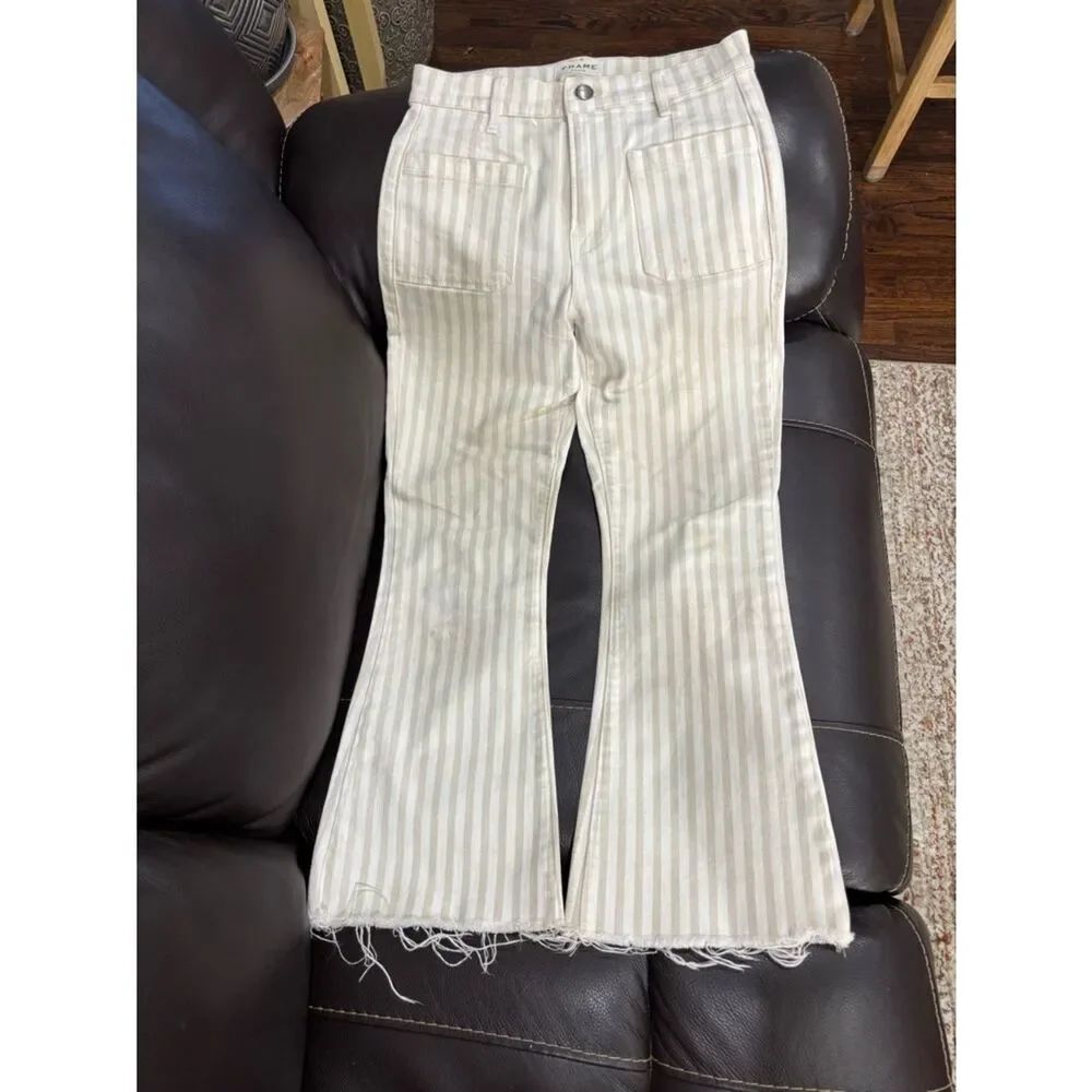 Frame Le Bardot Cropped Flared jeans